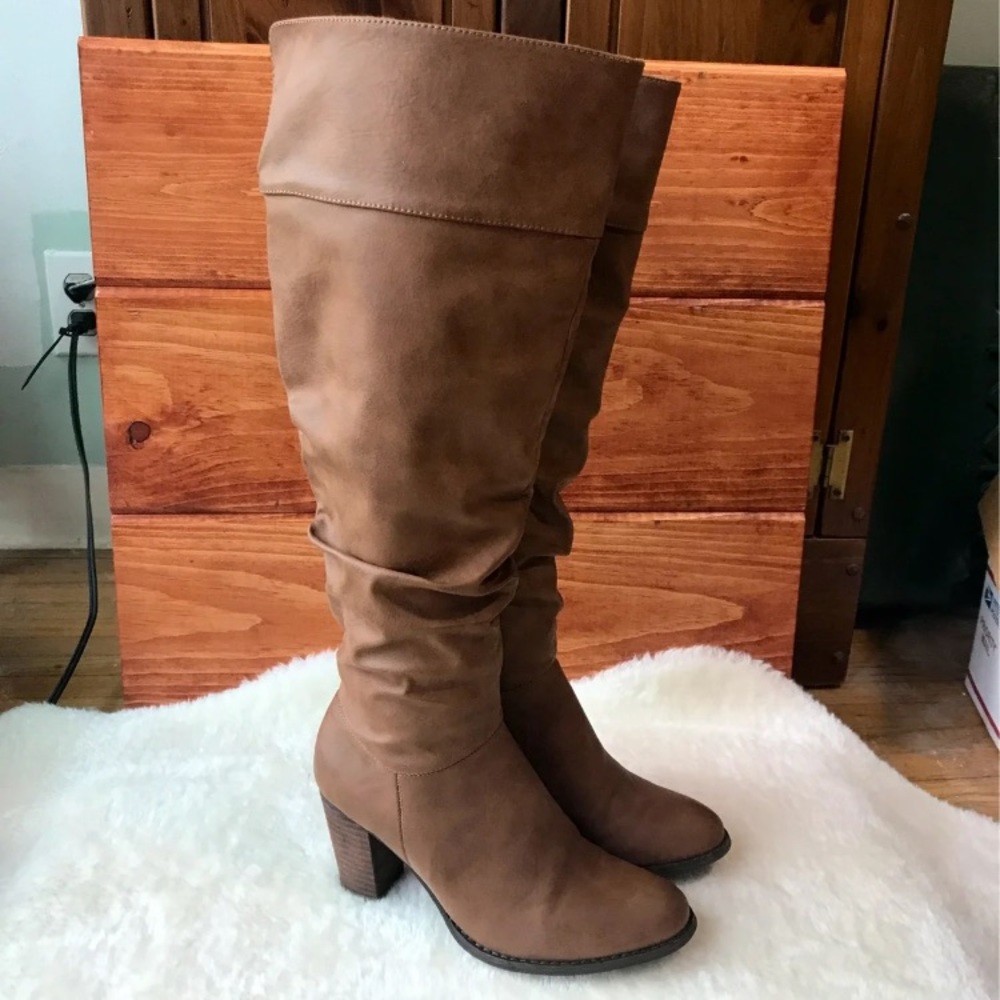 *SOLD* 🍁Over the Knee Boots - Picture 1 of 6